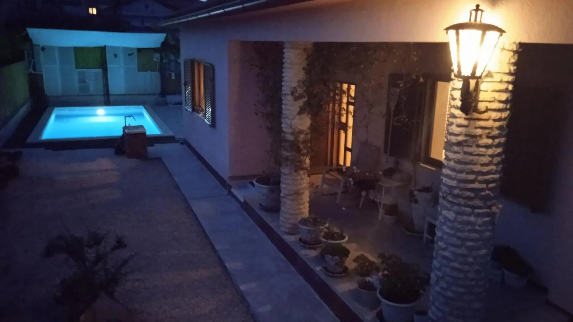 Renoviertes Ferienhaus In Pula Mit Privatem Pool Croatia