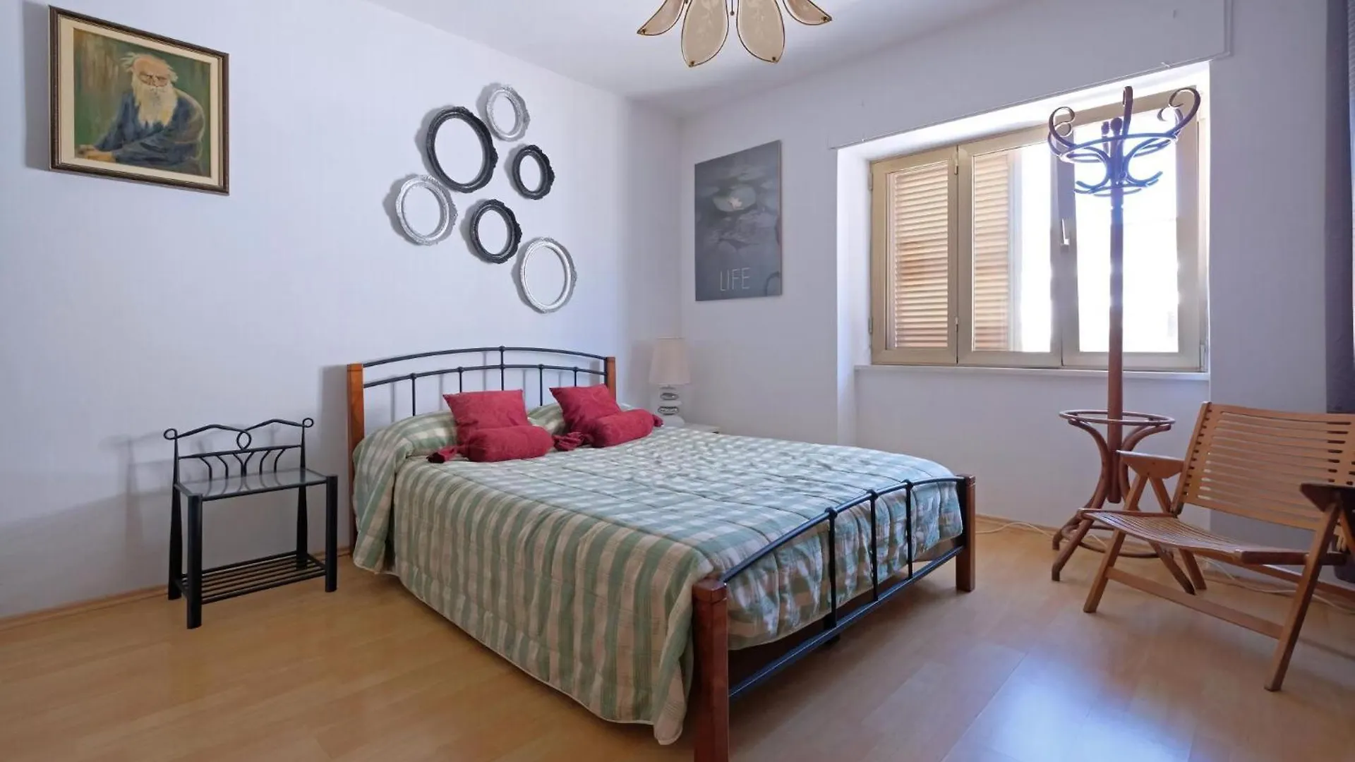Renoviertes Ferienhaus In Pula Mit Privatem Pool Croatia